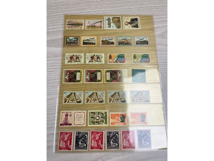 mostly in complete sests, including some blocks of 4. Large quantity. Please view.